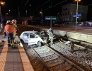 2023_08_20_Unfall_Hauptbahnhof_PKW_im_Gleisbett 2