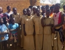 Kaum ein Mädchen in Burkina Faso weiß über ihre körperliche Entwicklung bescheid