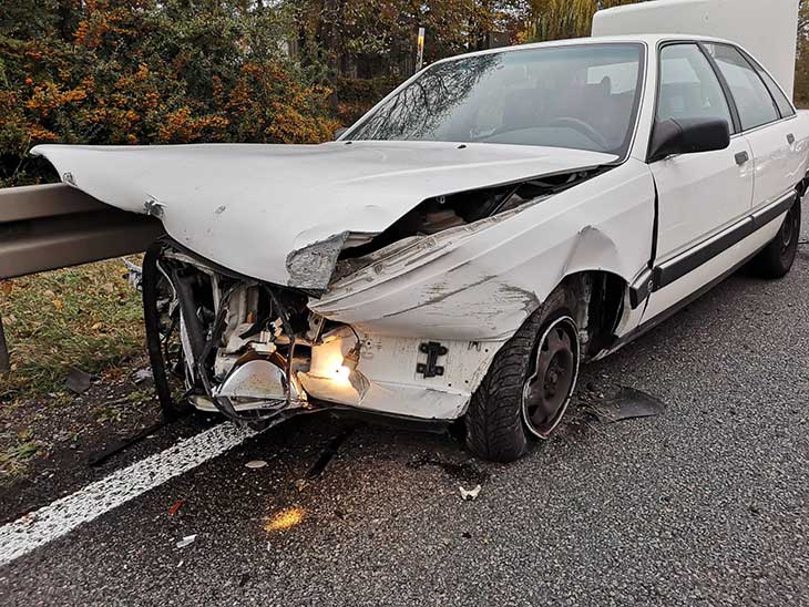 Viernheim Unfall Beim Spurwechsel Zwei Personen Verletzt Viernheim Online