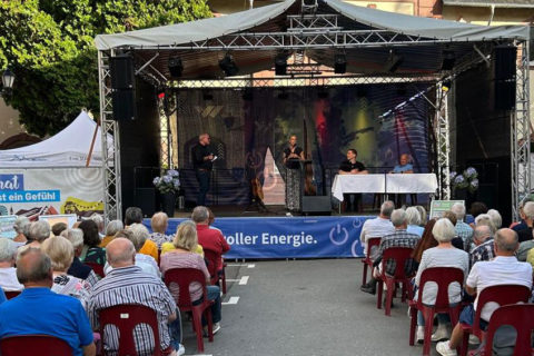 Weinheim: „Helfen ist das Lächeln, das die Welt verändert.“ –