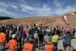 B 38: Ortsumgehung Mörlenbach   –  Traditioneller Tunnelanschlag des Tunnel Kisselhöhe