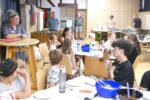 Jugendförderung:     Sommerferiendomizil – Bürgermeister Baaß besucht kleine und große Superhelden