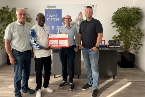 1.500 Euro Spende: COM plan + service unterstützt FOCUS e. V.